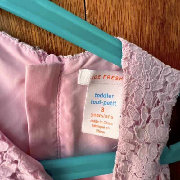 3/$20 Joe Fresh 3T Pink Floral Lace Dress - Picture 2 of 5